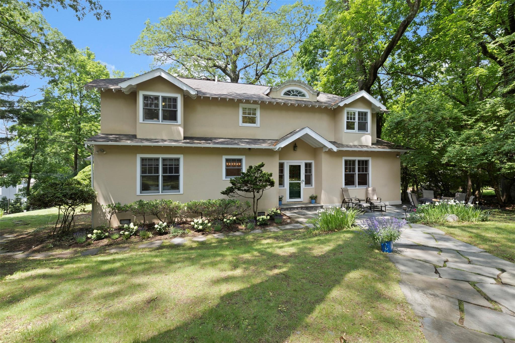Property Photo: 7 Ravine Drive NY 10706