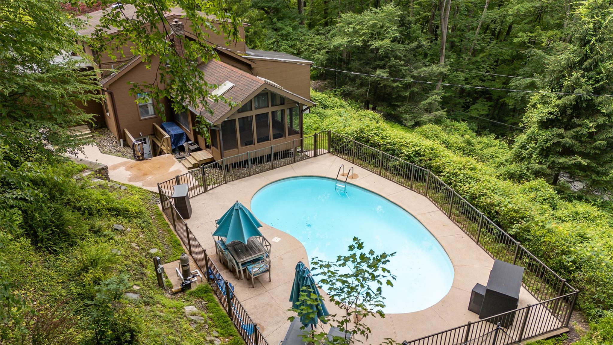 Property Photo:  32 New Hill Road  NY 10579 