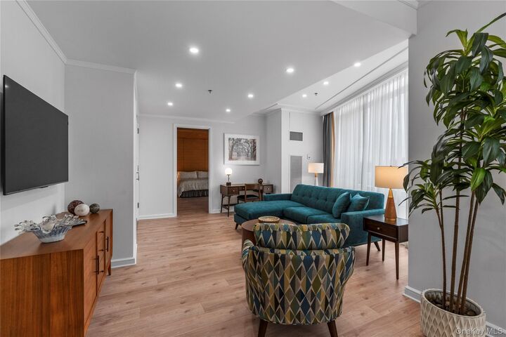 Property Photo:  1 Renaissance Square 10H  NY 10601 