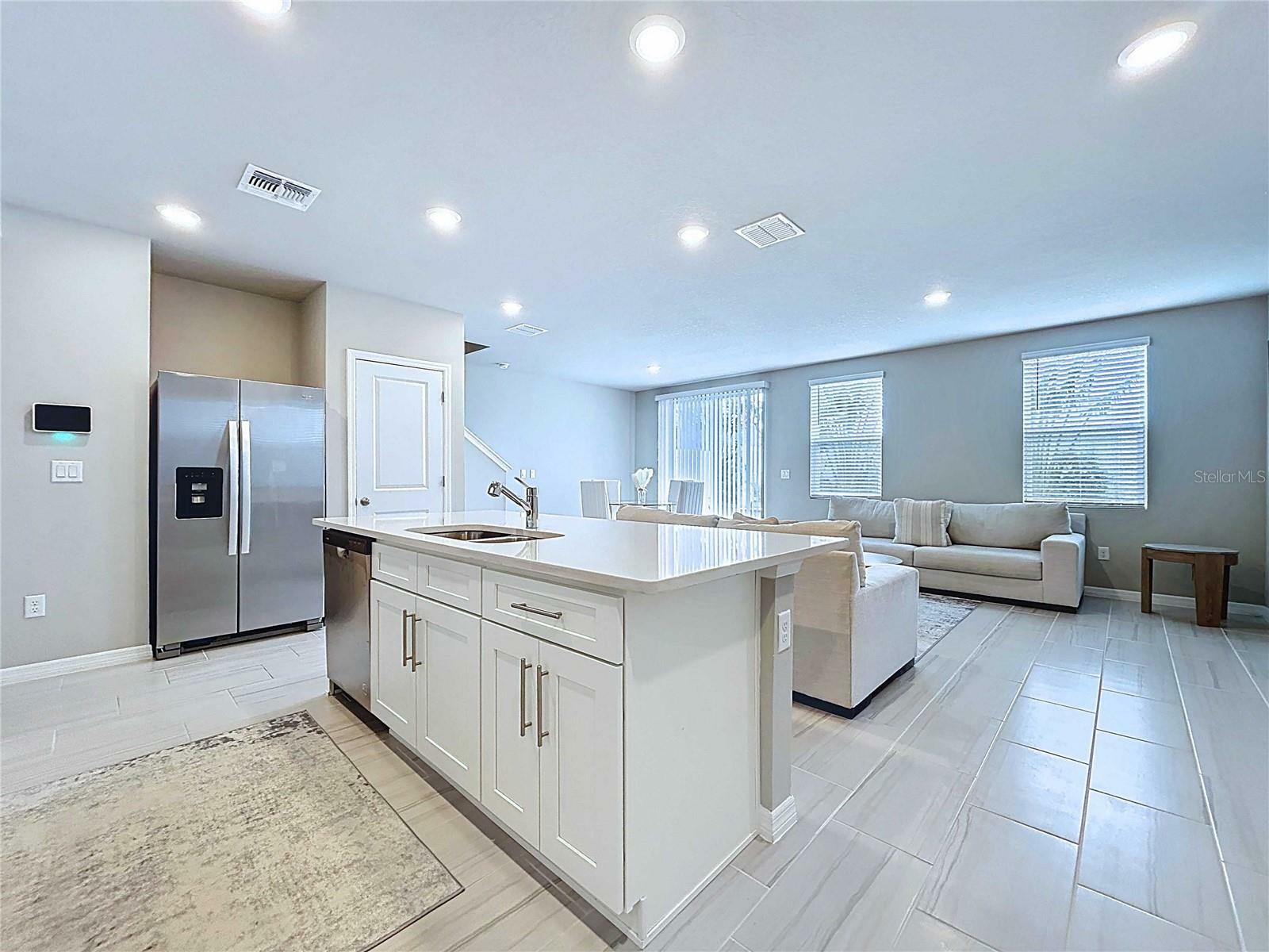 Property Photo: 32451 Limitless Place FL 33545