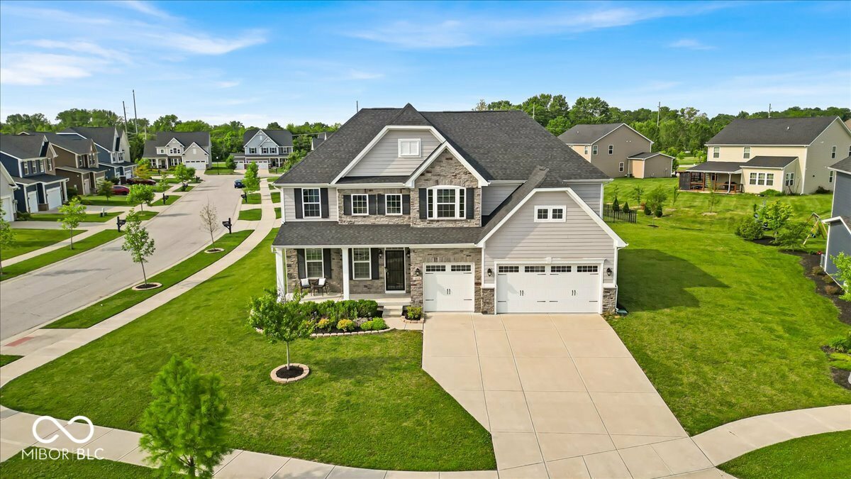 Property Photo:  4416 Eaglecrest Place  IN 46077 