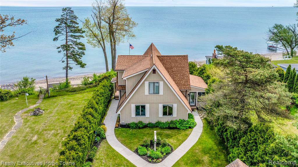 Property Photo:  8648 Lakeshore Road  MI 48059 1113 