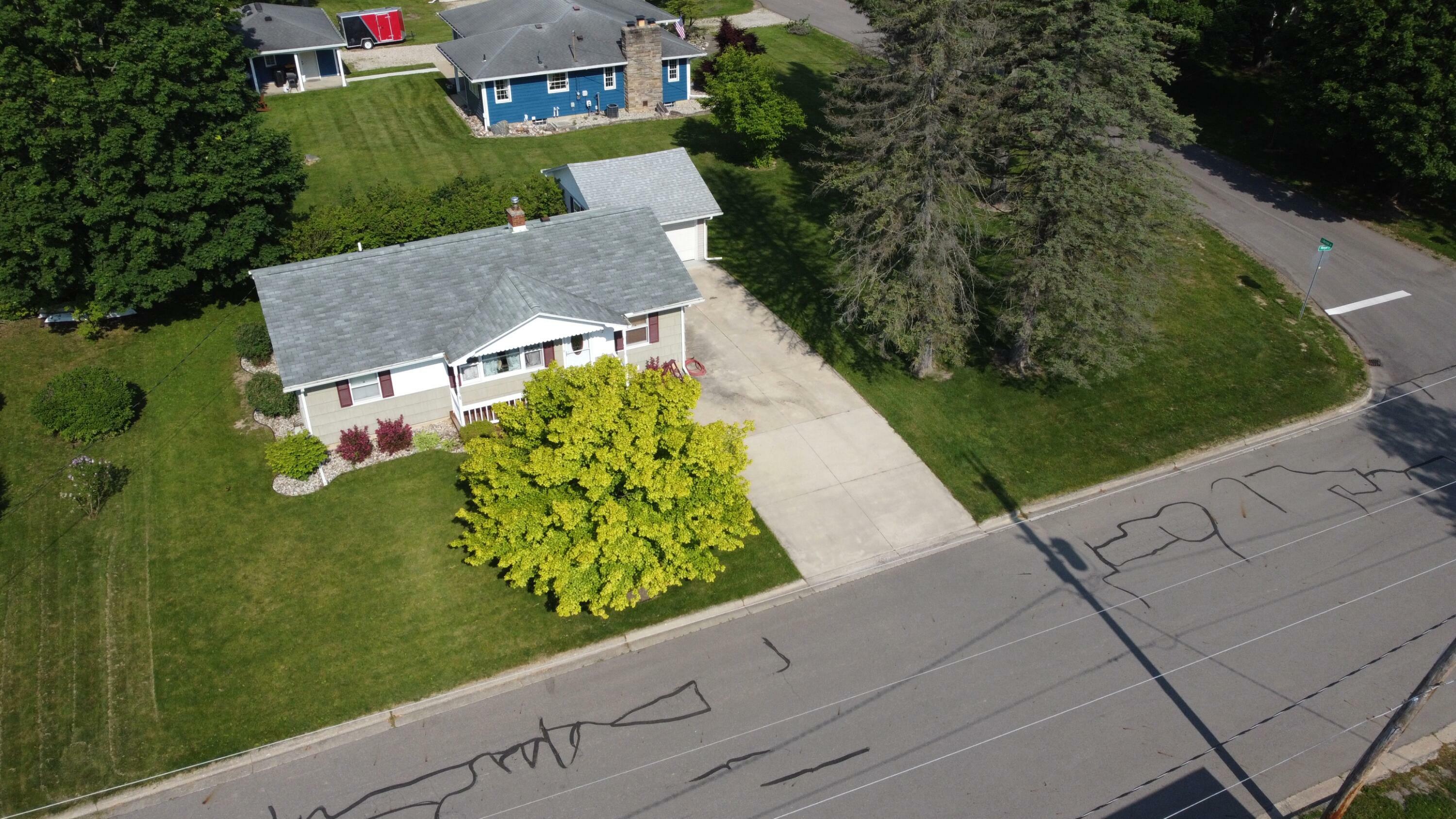 Property Photo: 312 Morgan Street MI 48158