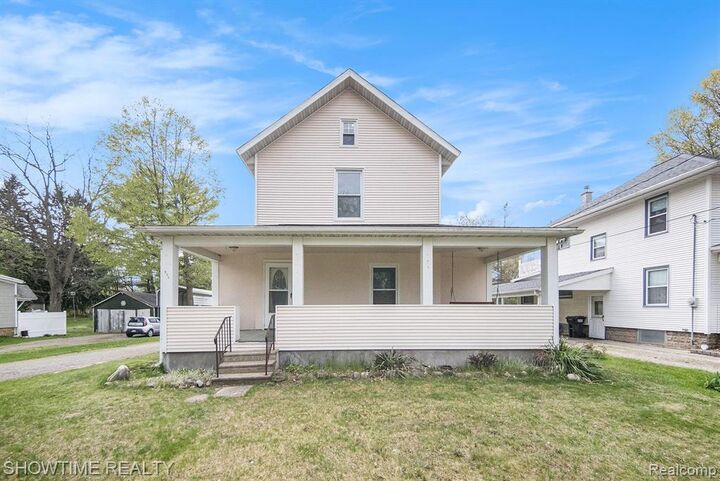 114 S King Street  Brooklyn MI 49230 photo