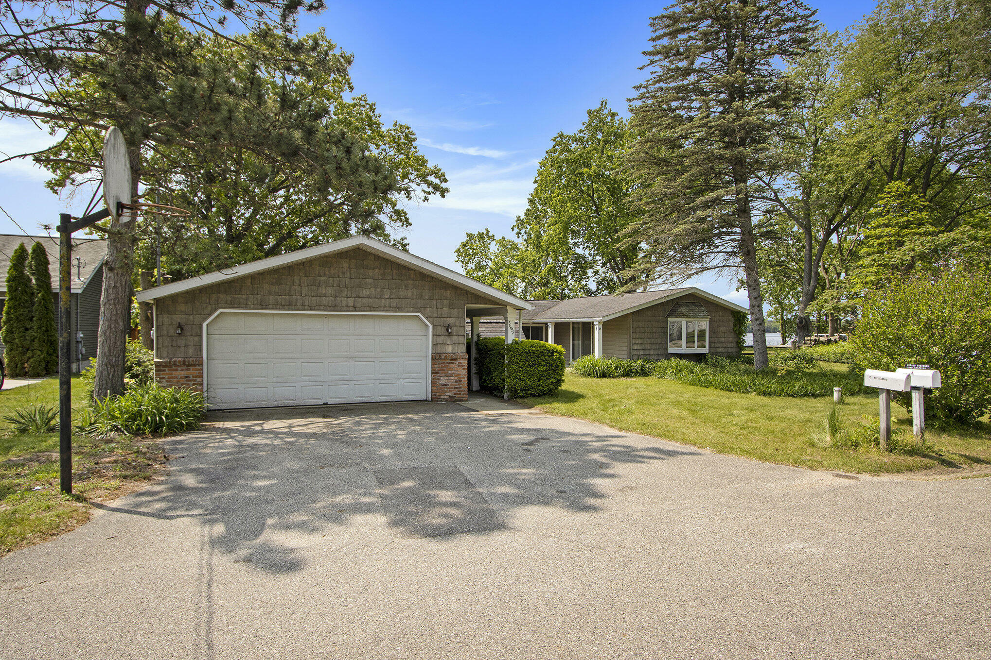 Property Photo:  3992 Grandview Avenue  MI 49010 
