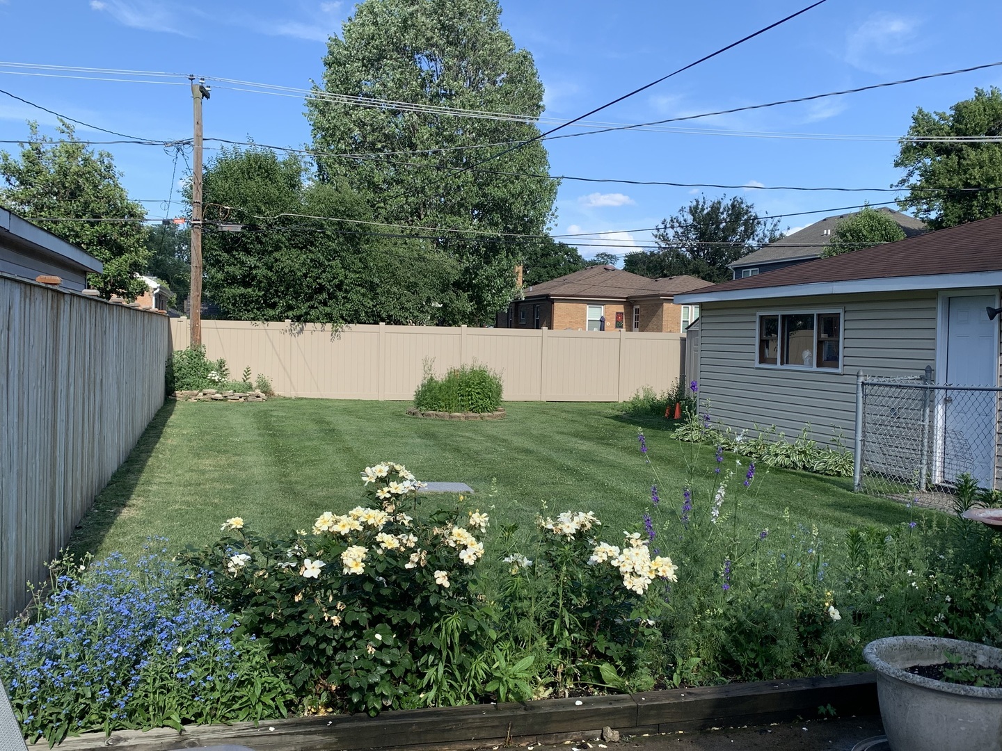 Property Photo: 1511 Kemman Avenue IL 60526