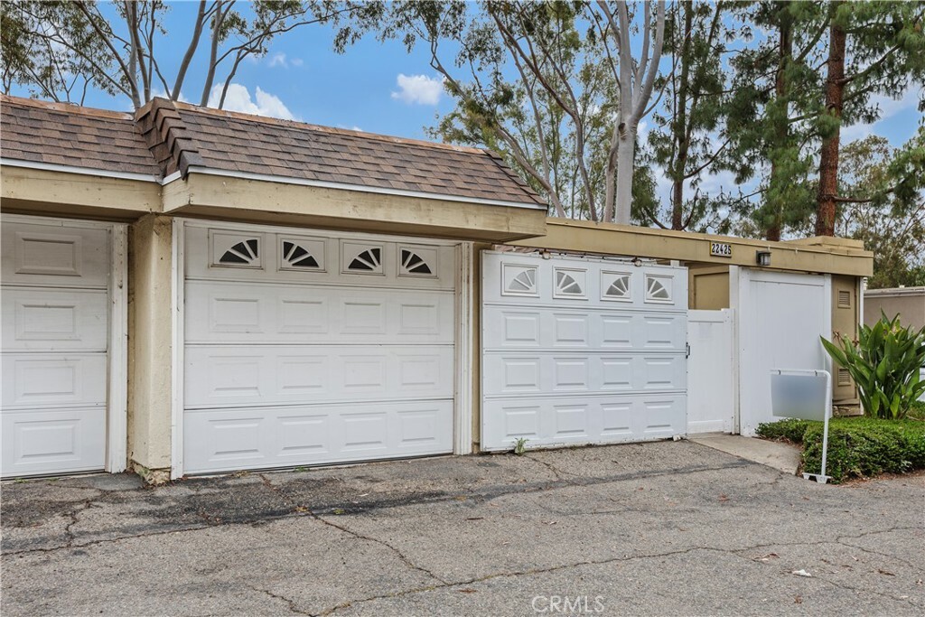 Property Photo: 22425 Caminito Grande 70 CA 92653