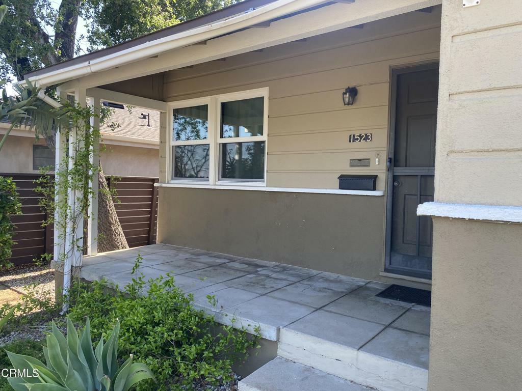 Property Photo:  1523 N Grand Oaks Avenue  CA 91104 