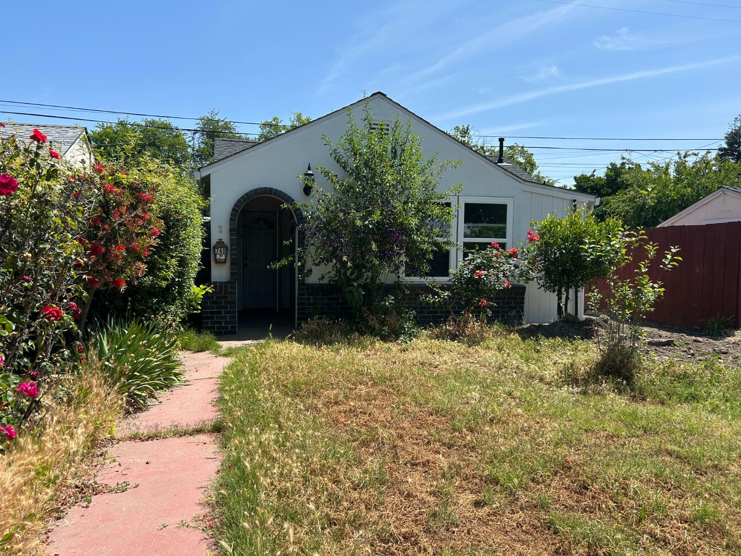 Property Photo: 740 Roosevelt Avenue CA 95376