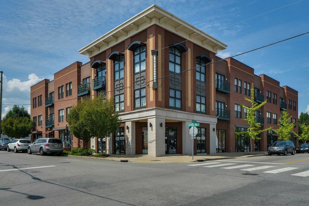Property Photo: 1015 Fatherland St 206 TN 37206