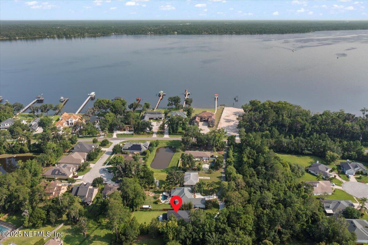 Property Photo:  1790 N Lakeshore Drive  FL 32003 