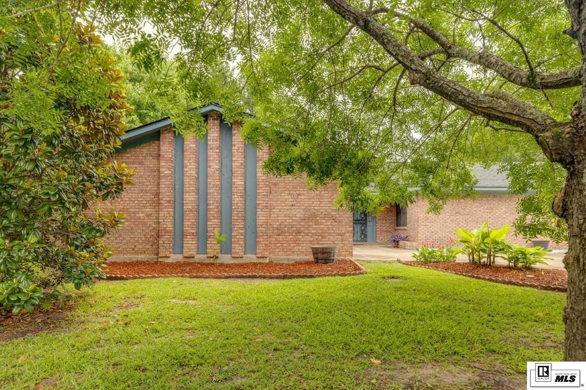 Property Photo: 1804 St Joseph Place LA 71201