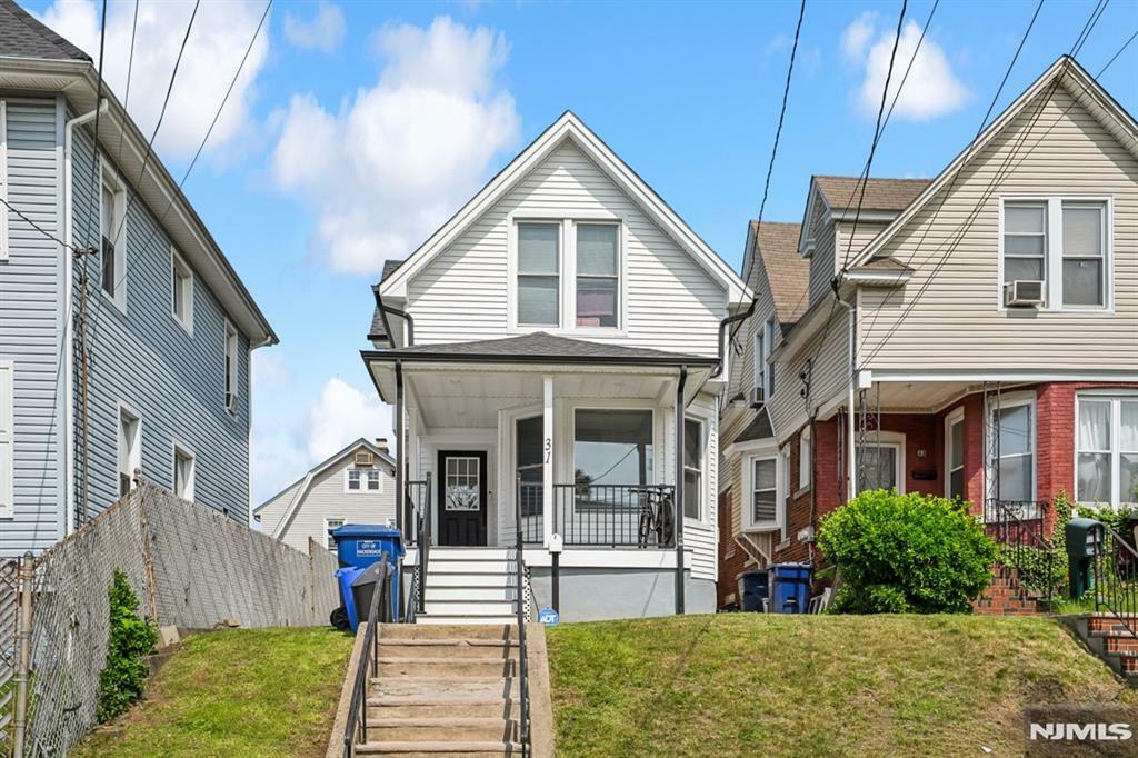 31 Vanderbeck Place  Hackensack NJ 07601 photo