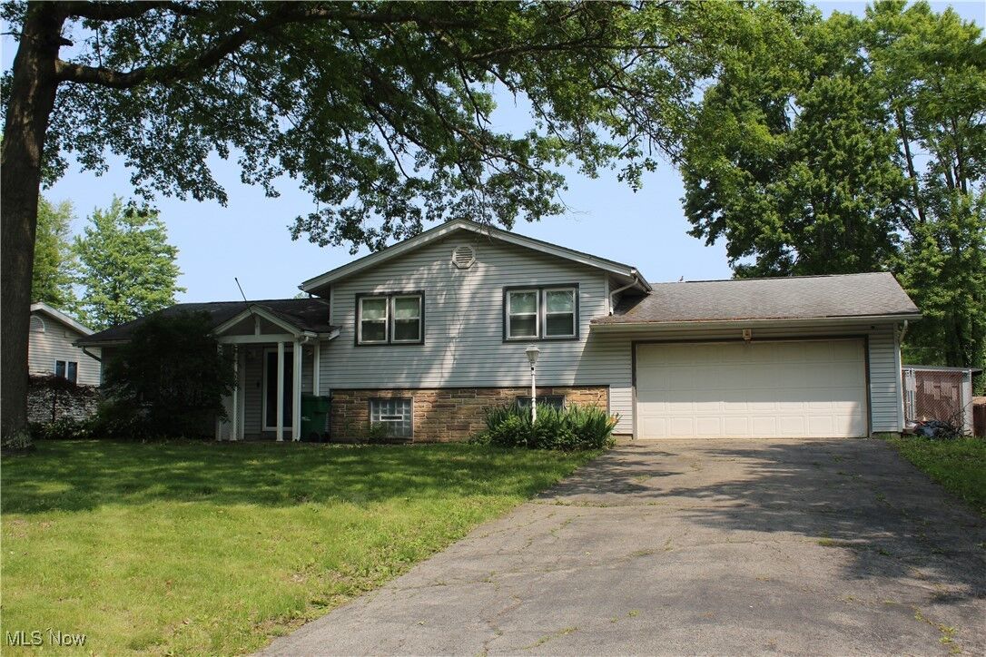 Property Photo: 3786 Bryant Drive OH 44511