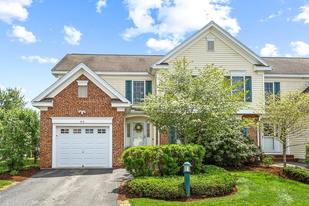 Property Photo: 4 Merlot Court NH 03303