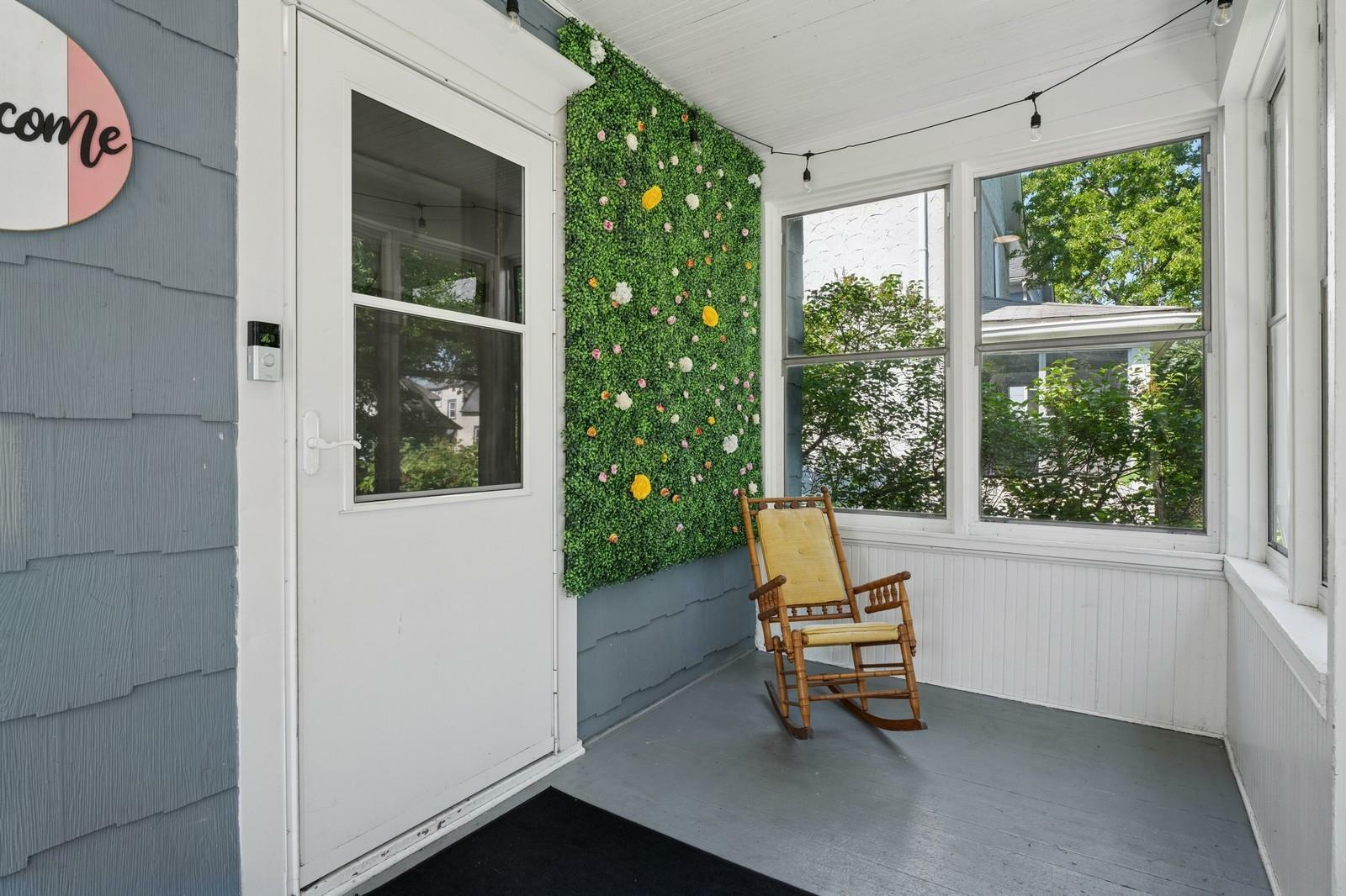 Property Photo: 960 Edmund Avenue MN 55104