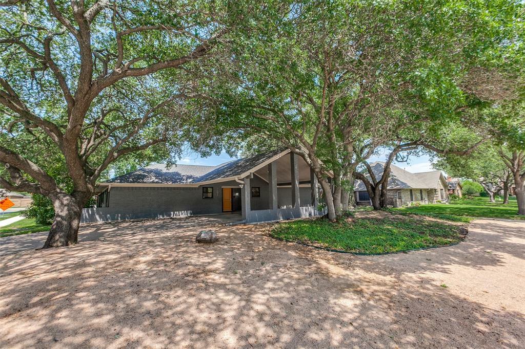 Property Photo:  1201 Delmonte Circle  TX 75075 