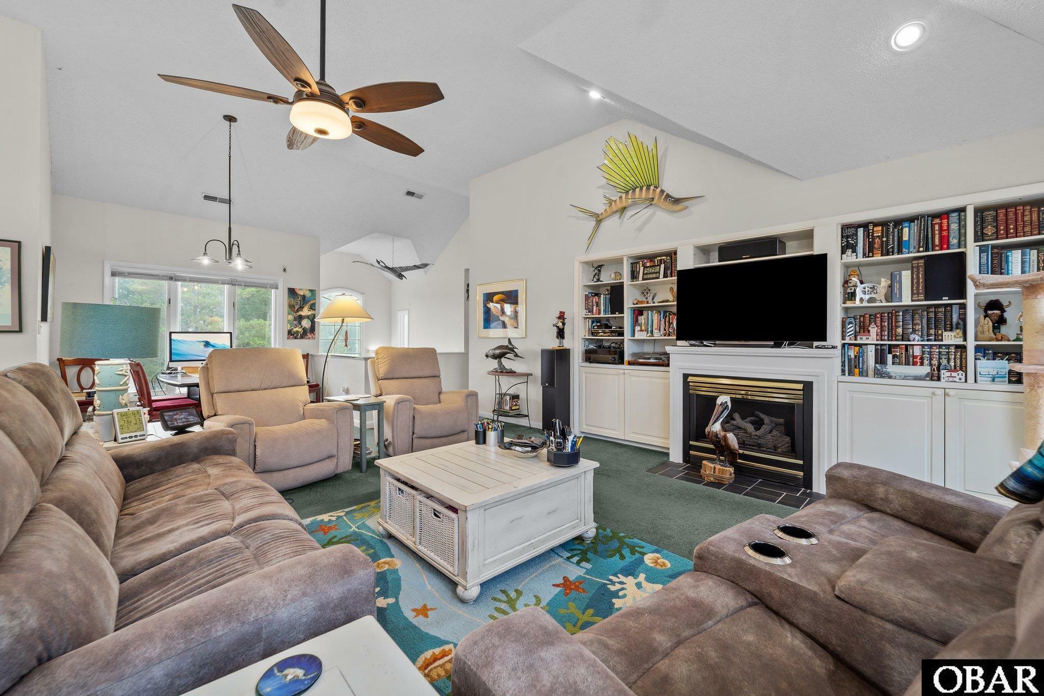 Property Photo: 409 W Raceview Court NC 27959