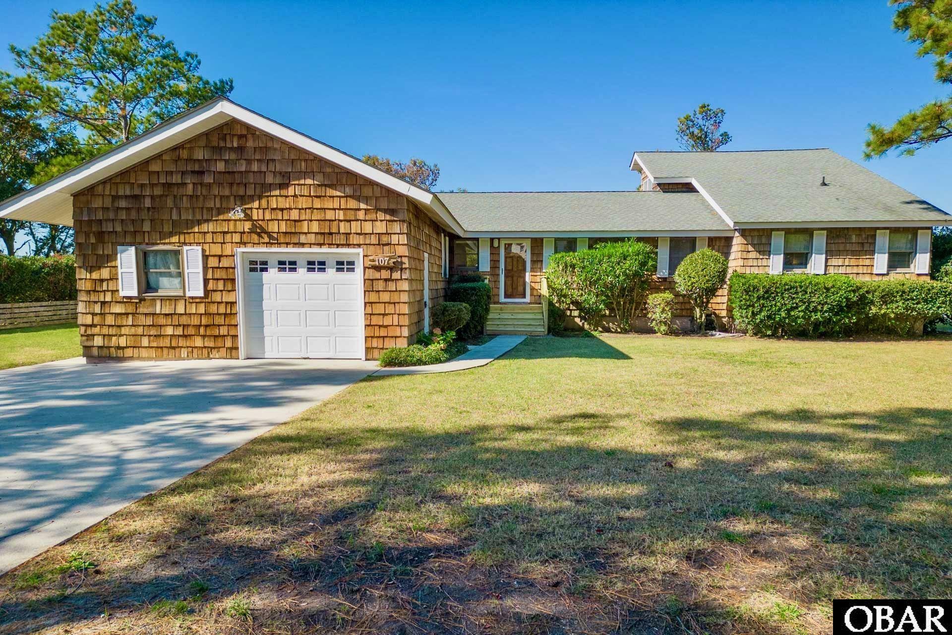 Property Photo: 107 Bartow Drive NC 27954