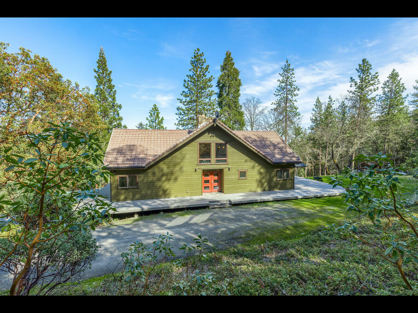 Property Photo: 1801 Wagon Trail Drive OR 97530