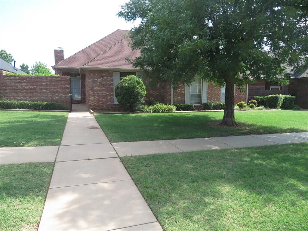 Property Photo:  816 NW 142nd Street  OK 73013 