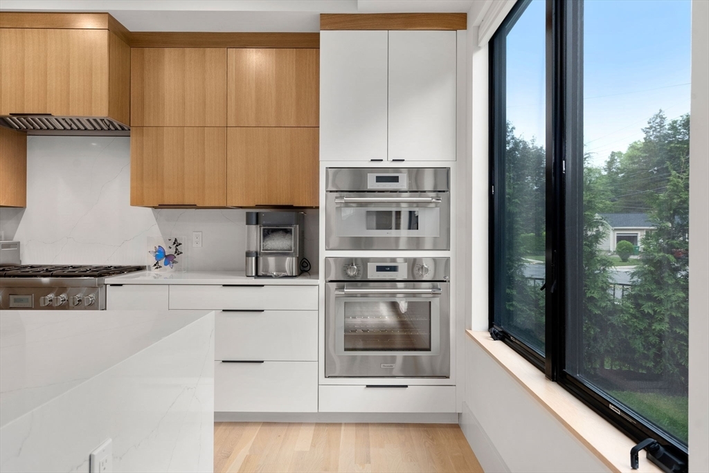 Property Photo: 1242 Beacon St MA 02468