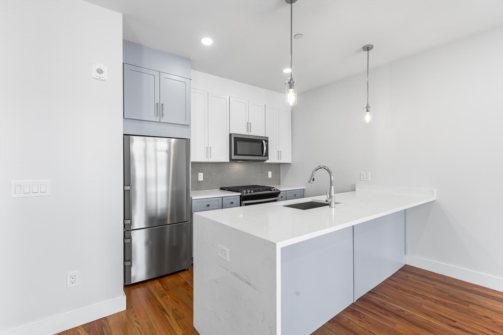 Property Photo: 181 Bennington St 4 MA 02128