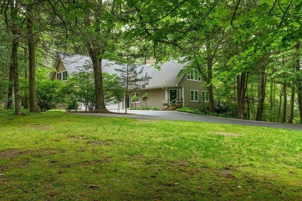 Property Photo:  213 N Worcester St  MA 02766 