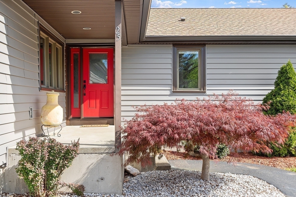 Property Photo:  25 Williams Rd  MA 01420 