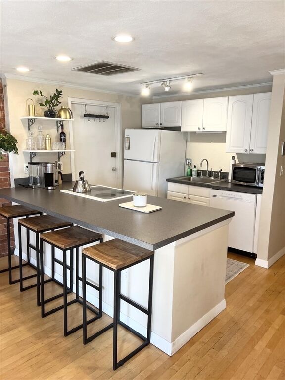 Property Photo:  113 Fulton St 5  MA 02109 