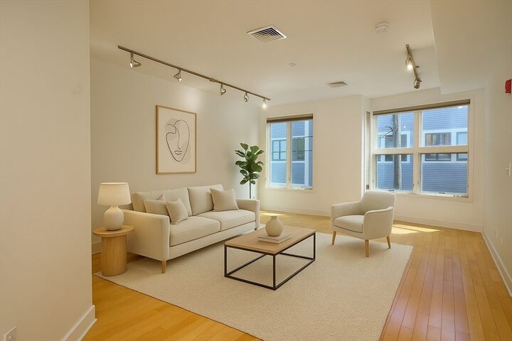 24 Bay State Rd 7  Cambridge MA 02138 photo