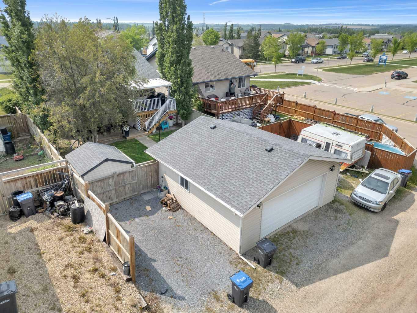 Property Photo: 91 Old Boomer Road AB T4S 2H9