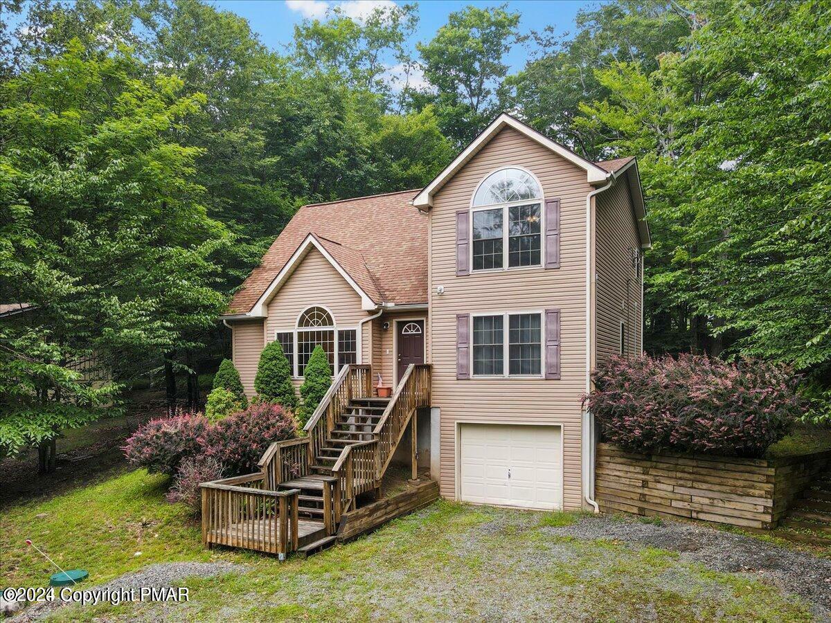 Property Photo:  277 Packanack Drive  PA 18424 