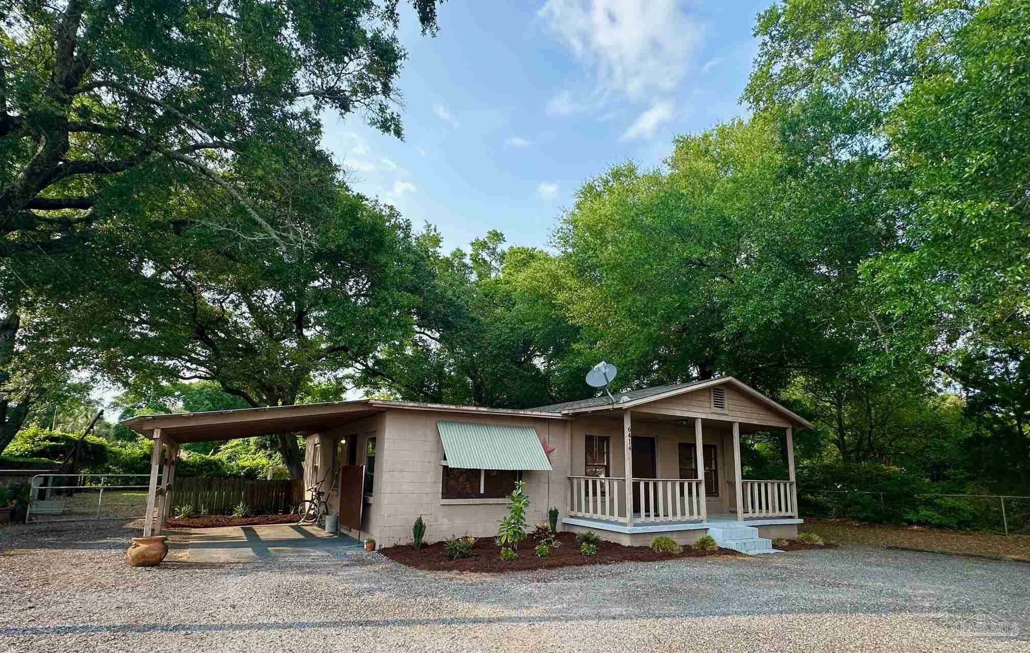 6414 Hamilton Bridge Rd  Milton FL 32570 photo
