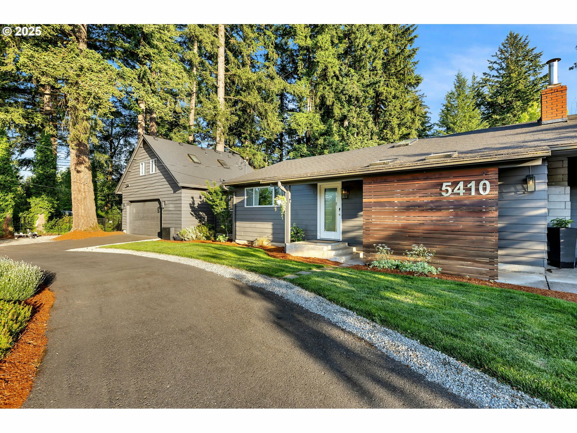 Property Photo:  5410 NW 38th Ave  WA 98607 