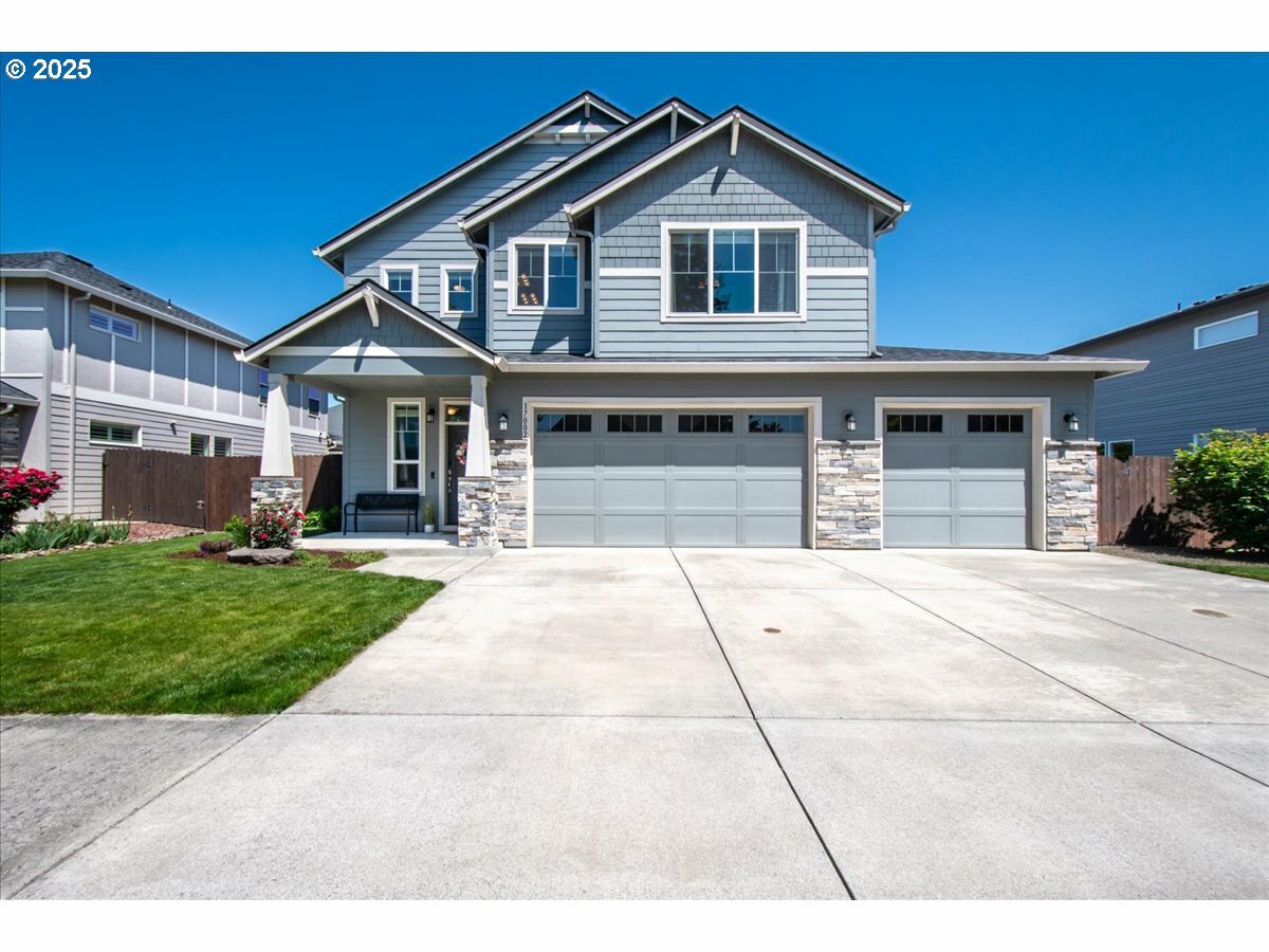 Property Photo: 17002 NE 78th Way WA 98682