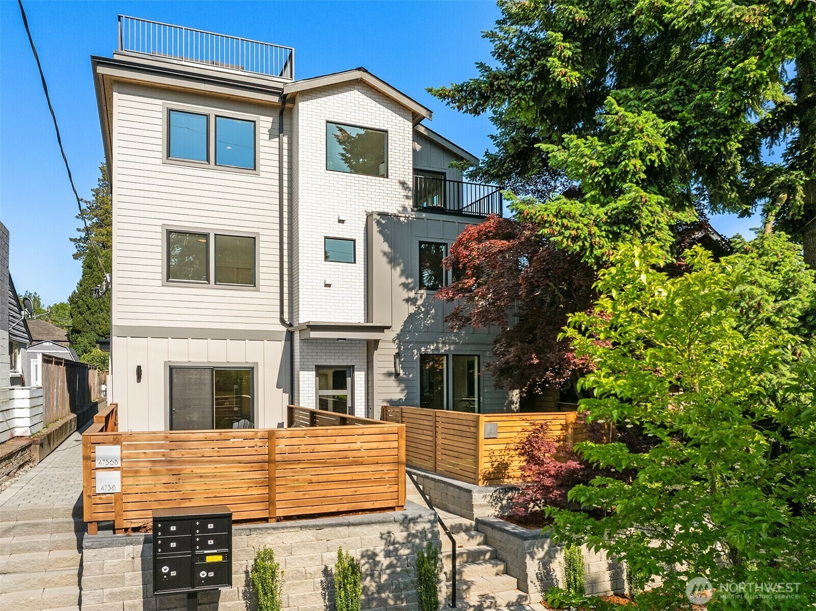 Property Photo: 4736 34th Avenue NE 1/A WA 98105