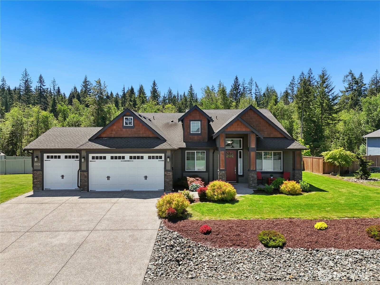 Property Photo: 19624 61st Place NE WA 98252