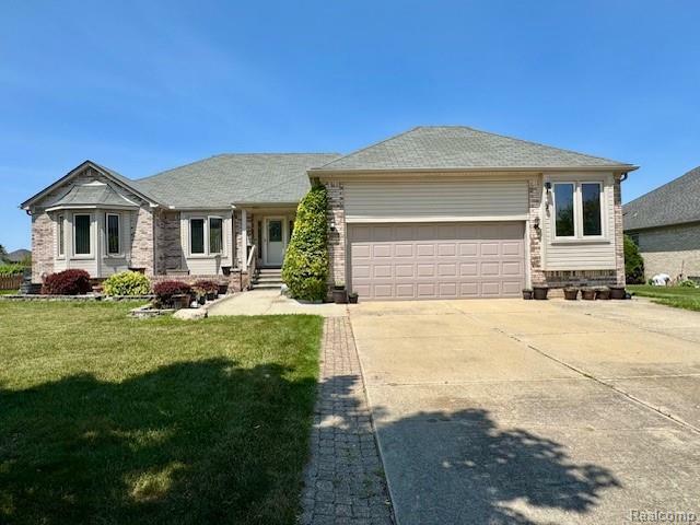 Property Photo: 4871 Bayleaf Drive MI 48314