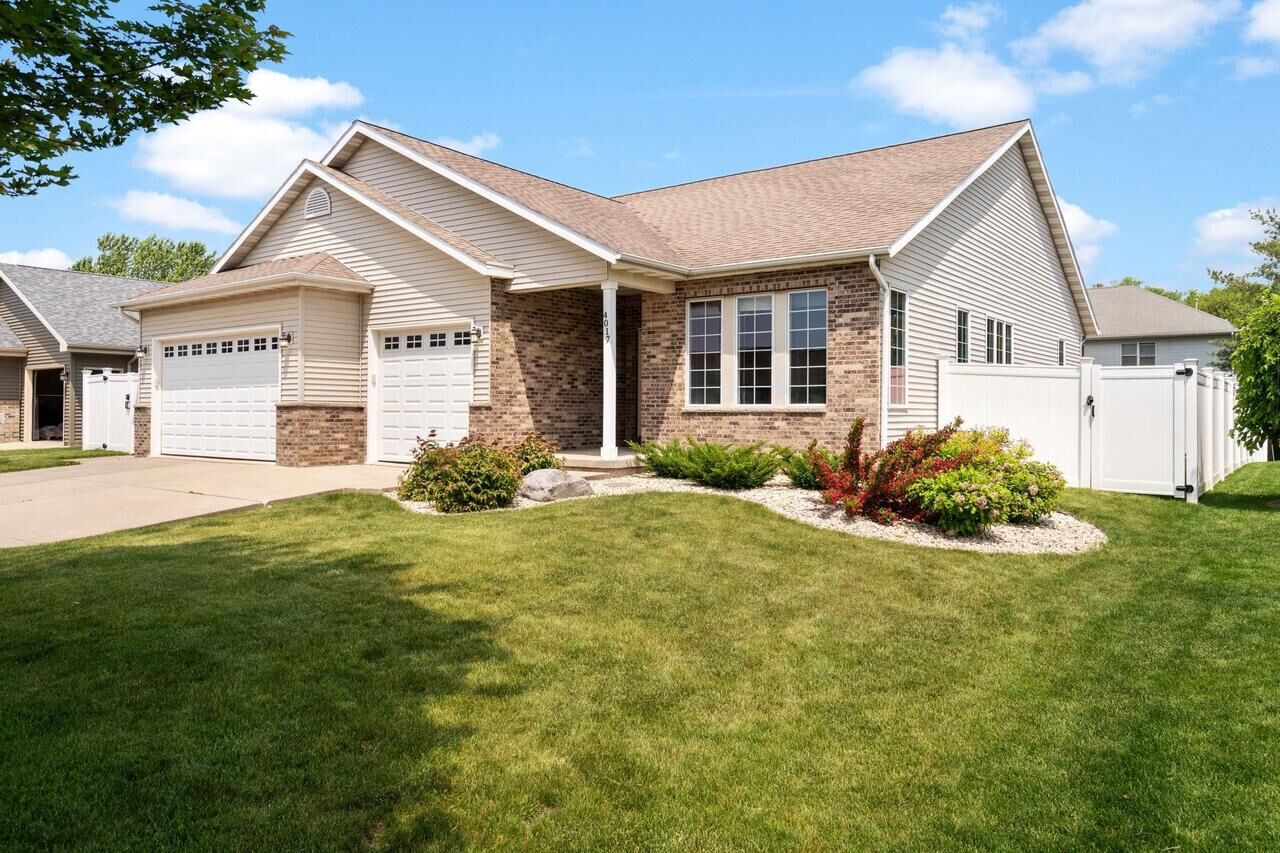 Property Photo: 4017 Sandhill Drive WI 53546