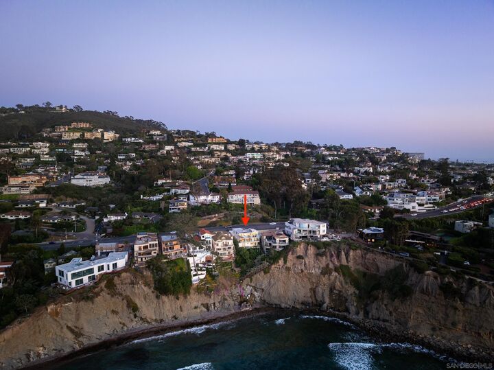 Property Photo:  1624 Torrey Pines Rd  CA 92037 