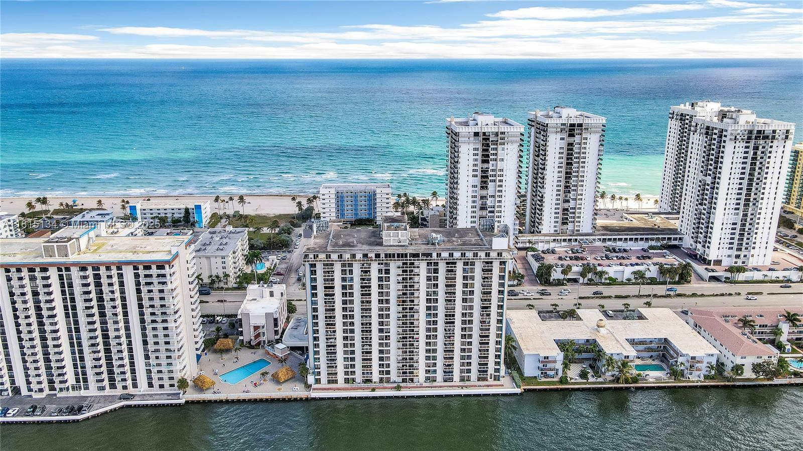 Property Photo: 1600 S Ocean Dr 7B FL 33019