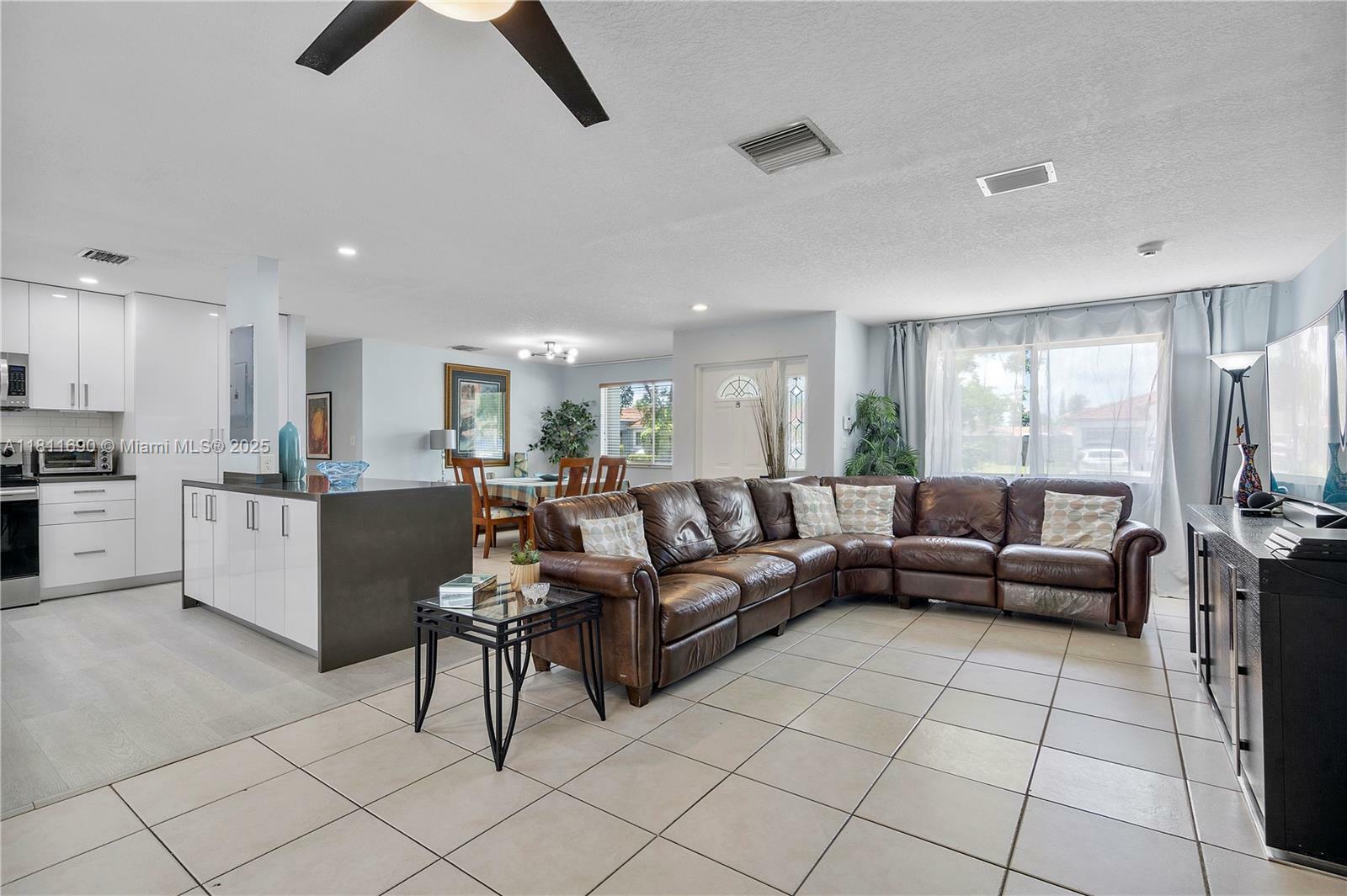 Property Photo: 12661 SW 222nd Ter FL 33170