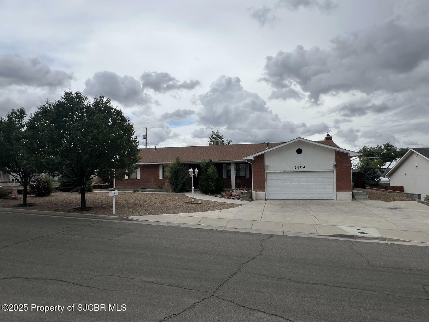 Property Photo: 5604 Fawn Drive NM 87402