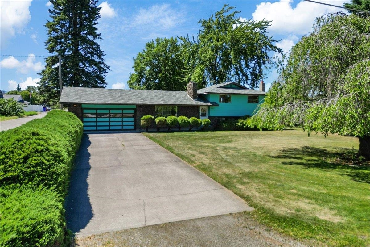 Property Photo: 17708 E Alki Ave WA 99016