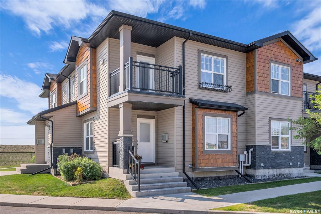 Property Photo: 1015 Patrick Crescent 1303 SK S7W 0M5