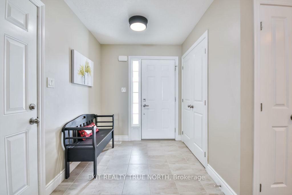 Photo de la propriété: 36 Hunter Avenue ON L0K 2A0