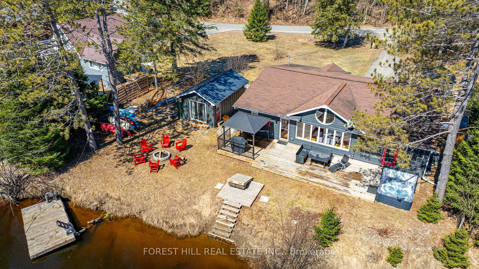 Property Photo: 31 Glen Acres Road ON P1H 1N6