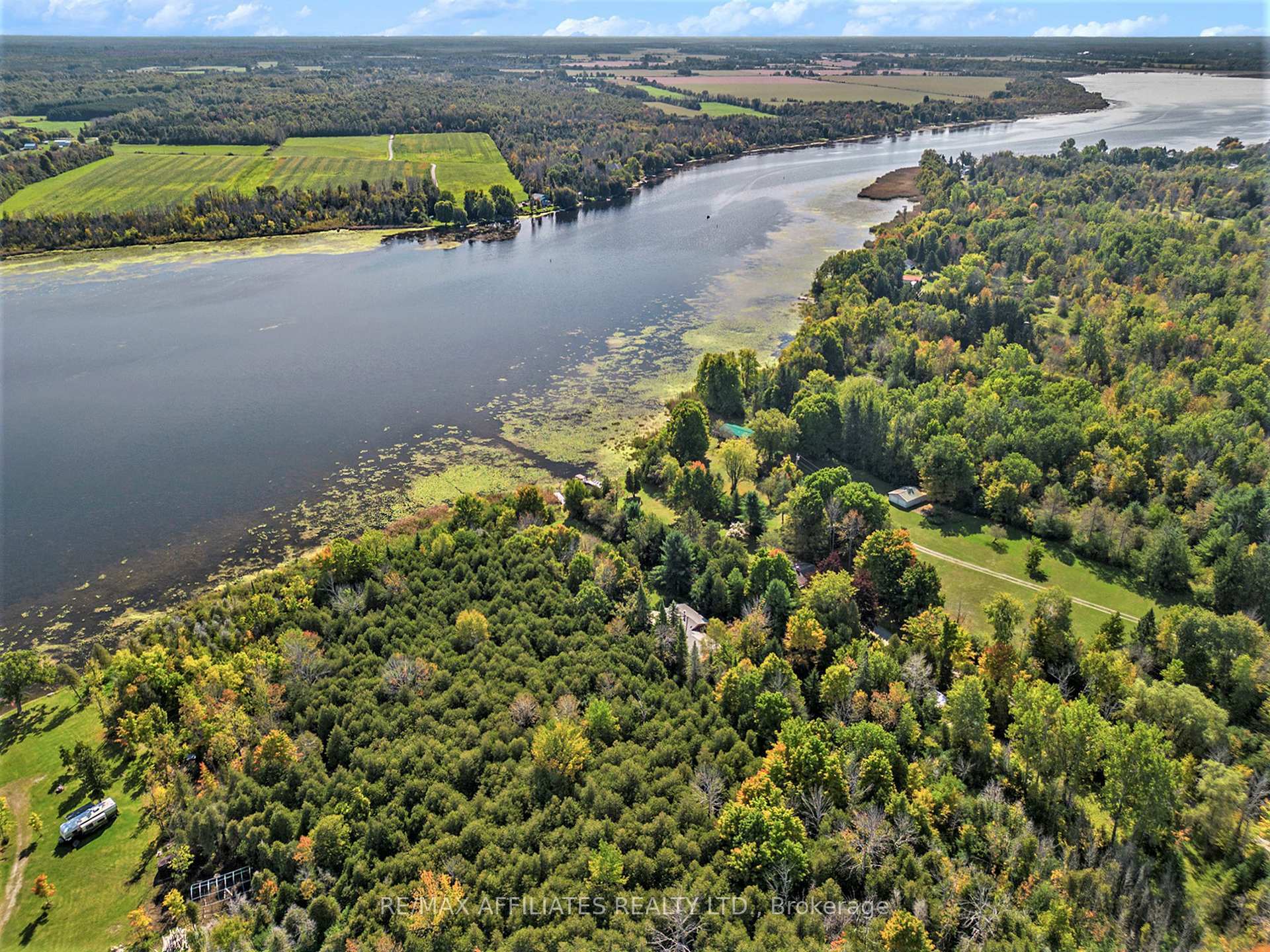 Property Photo: 571 Rideau River Road ON K0G 1N0