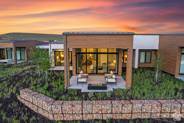Property Photo: 6312 Double Deer Loop UT 84098